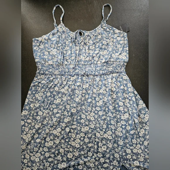 NWT - Lucky Brand Viscose Stretch Blue Floral Smocked Waist Maxi Dress - XL - Picture 4 of 15